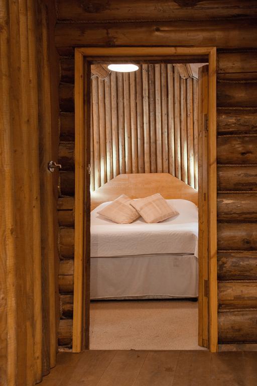 Pinetum Lodge Gloucester Habitación foto